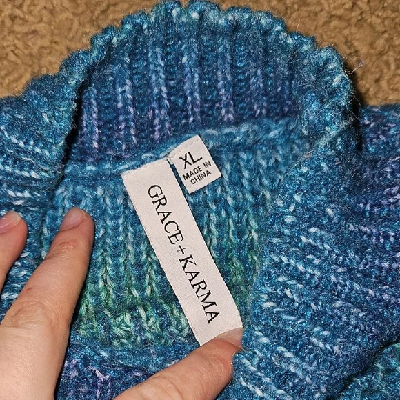 Cozy Knit Blue Turtleneck Sweater - Picture 4 of 4